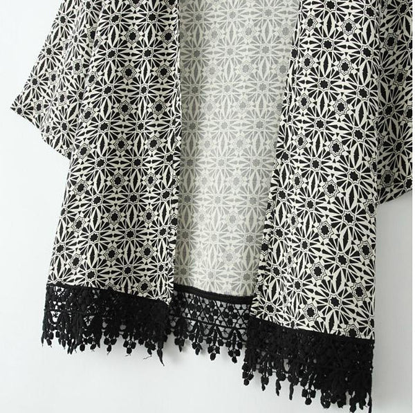 Black and White Geometric Floral Crochet Trim Kimono